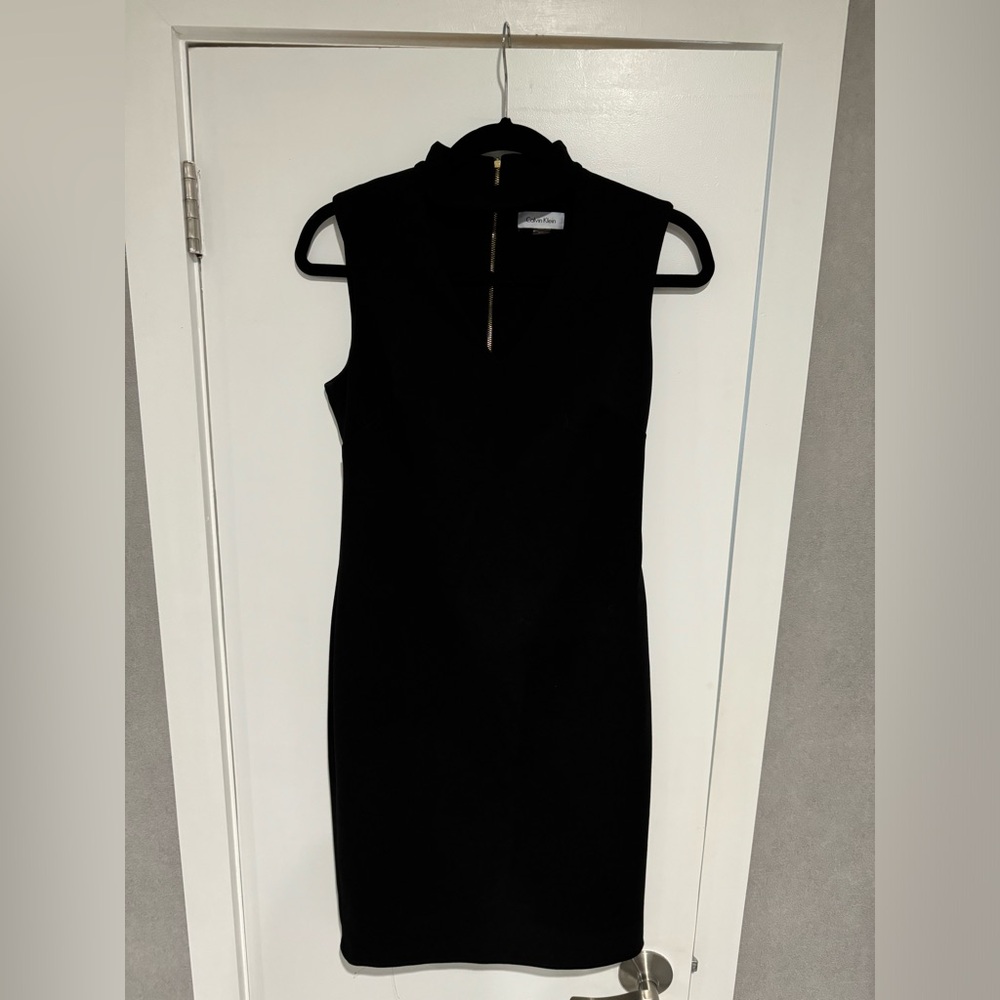 Calvin Klein black dress. Size 4. Knees length